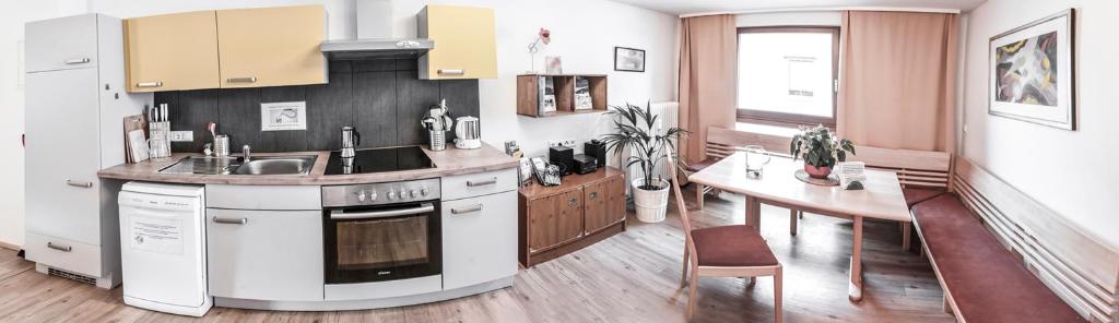 Ferienwohnung in der Sonnenstadt Lienz room 5