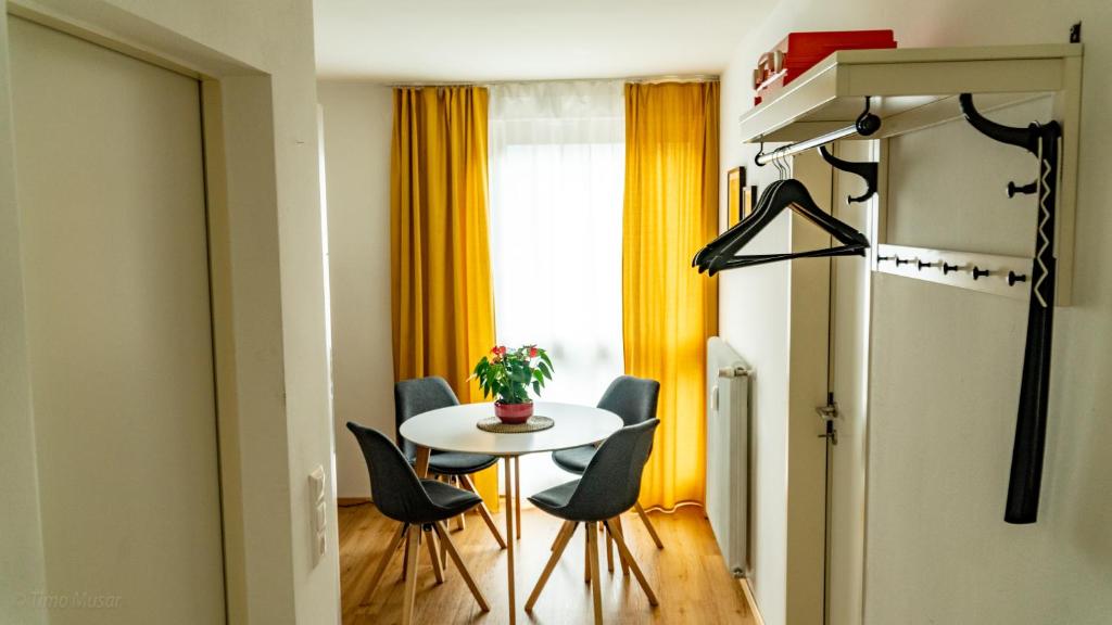 Ferienwohnung in der Sonnenstadt Lienz room 6